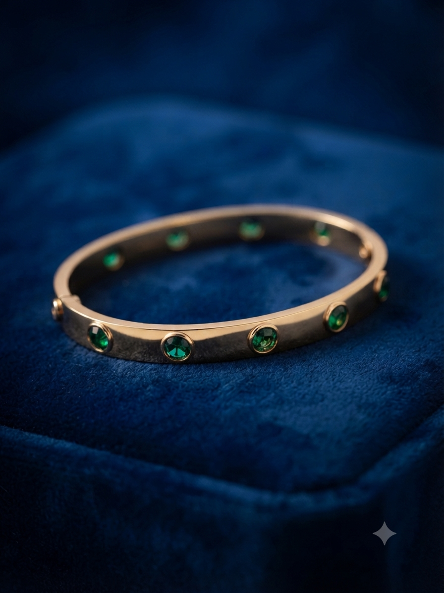 Luxury Gold-Plated Bangle with Emerald Green Zircon Crystals